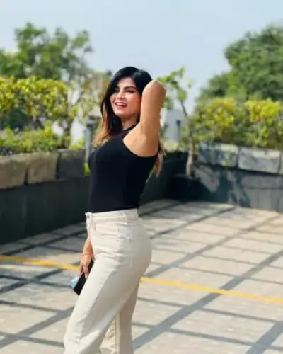 Call Girls Vaijapur Cash On Delivery